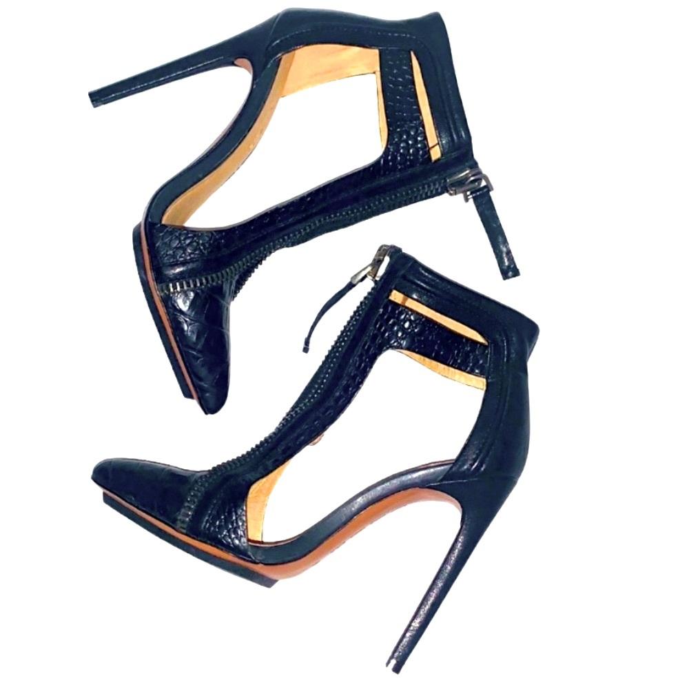 🔴 L.A.M.B. Women's Animal Print Heels